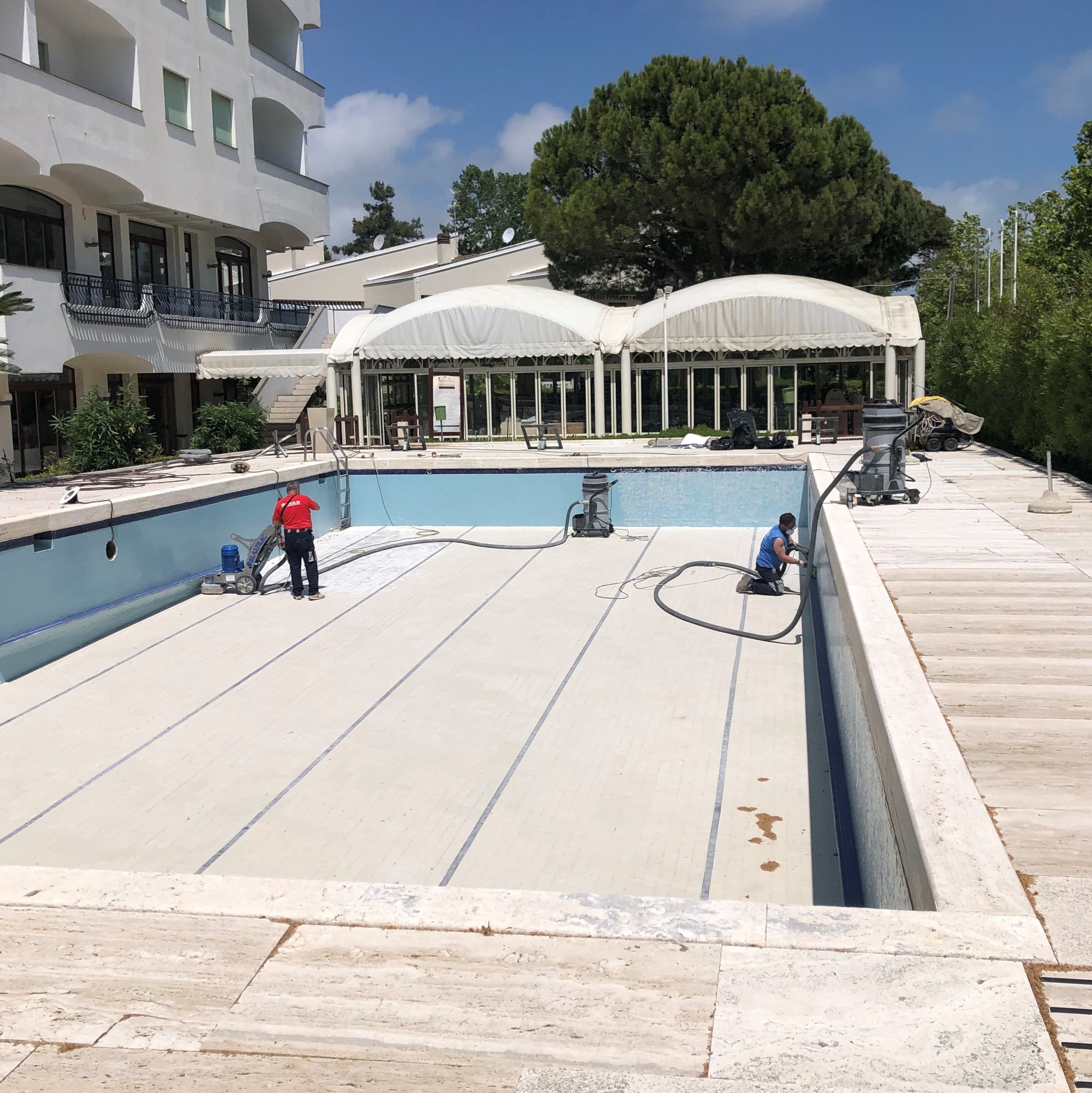 Pool waterproofing - Before